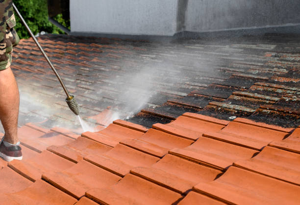Why Choose Our Certified Pressure Washing Experts for Your Project Needs in Cedar Grove, WI?
